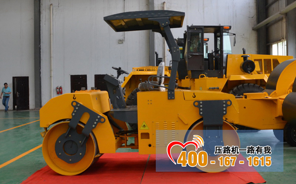 6噸雙鋼輪壓路機